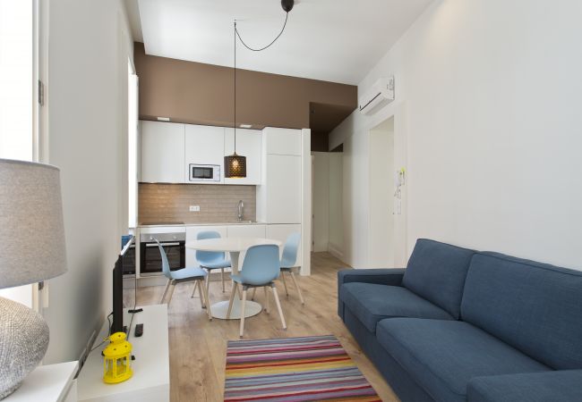 Apartamento en Oporto - Luminoso Apartamento com Quarto Duplo e Duas Camas Individuais na Sala Apartamento en Oporto - Luminoso Apartamento com Quarto Duplo e Duas Camas Individuais na Sala