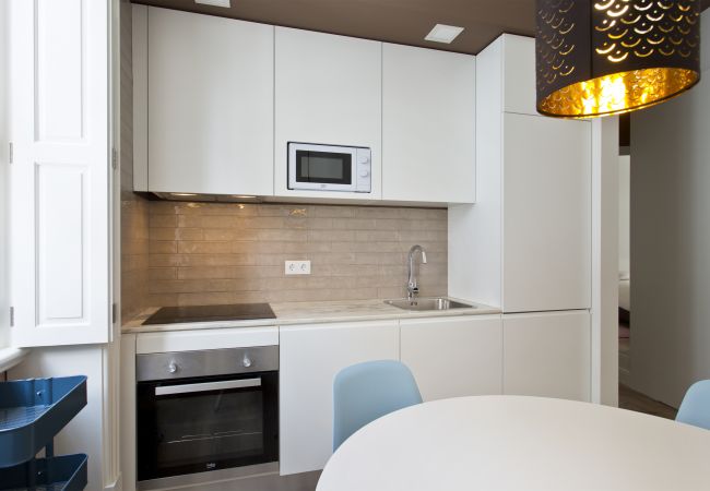 Apartamento en Oporto - Luminoso Apartamento com Quarto Duplo e Duas Camas Individuais na Sala Apartamento en Oporto - Luminoso Apartamento com Quarto Duplo e Duas Camas Individuais na Sala