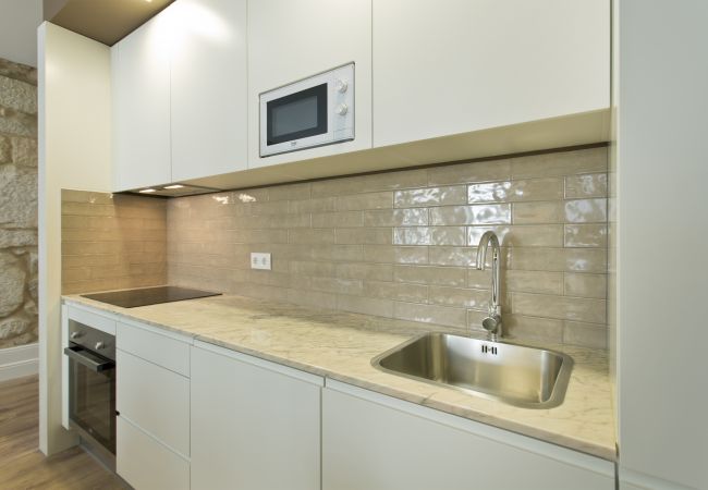 Apartamento en Oporto - Apartamento Espaçoso com 1 Suite 1 Quarto e 1 Zona de dormir na Sala Apartamento en Oporto - Apartamento Espaçoso com 1 Suite 1 Quarto e 1 Zona de dormir na Sala