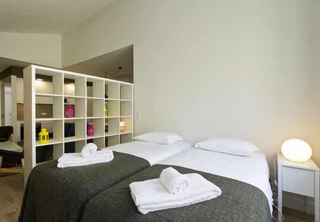 Apartamento en Oporto - Apartamento Espaçoso com 1 Suite 1 Quarto e 1 Zona de dormir na Sala Apartamento en Oporto - Apartamento Espaçoso com 1 Suite 1 Quarto e 1 Zona de dormir na Sala