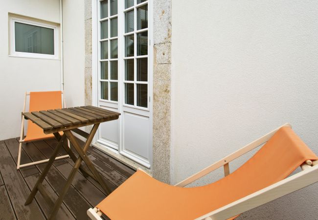 Appartement à Porto - SJN Grand Studio avec Terrasse Appartement à Porto - SJN Grand Studio avec Terrasse