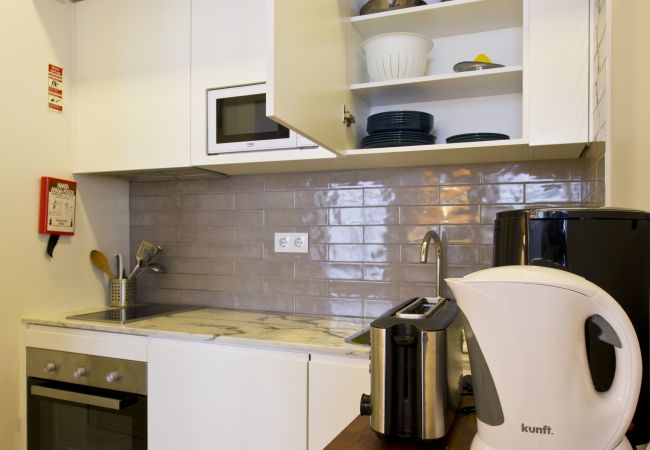 Appartement à Porto - SJN Spacieux Appartement 1 Chambre Pour 3 Personnes Appartement à Porto - SJN Spacieux Appartement 1 Chambre Pour 3 Personnes