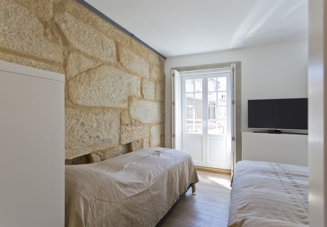 Appartement à Porto - Apartamento Duplex com 1 Quarto de 3 Camas Individuais junto aos Clérigos Appartement à Porto - Apartamento Duplex com 1 Quarto de 3 Camas Individuais junto aos Clérigos