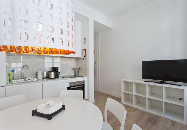 Appartement à Porto - Apartamento Charmoso com Quarto Duplo e Quarto Individual em Águas Furtadas  Appartement à Porto - Apartamento Charmoso com Quarto Duplo e Quarto Individual em Águas Furtadas