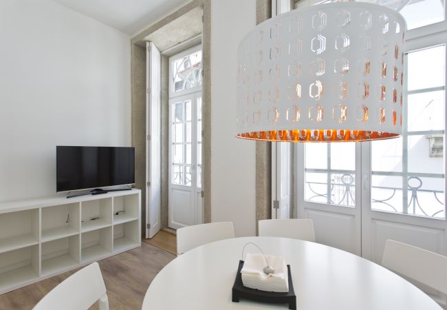 Appartement à Porto - Apartamento Charmoso com Quarto Duplo e Quarto Individual em Águas Furtadas  Appartement à Porto - Apartamento Charmoso com Quarto Duplo e Quarto Individual em Águas Furtadas