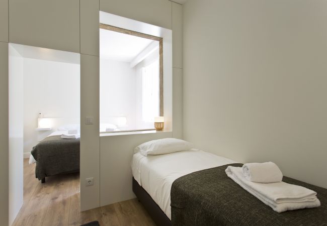 Appartement à Porto - Apartamento Espaçoso com 1 Suite 1 Quarto e 1 Zona de dormir na Sala Appartement à Porto - Apartamento Espaçoso com 1 Suite 1 Quarto e 1 Zona de dormir na Sala