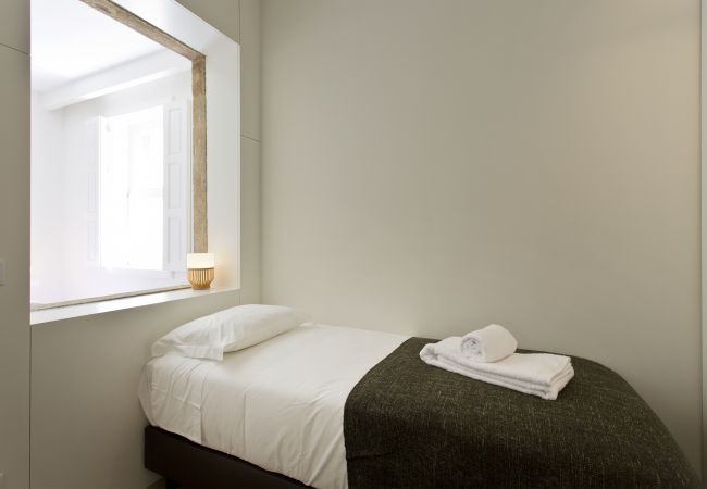 Appartement à Porto - Apartamento Espaçoso com 1 Suite 1 Quarto e 1 Zona de dormir na Sala Appartement à Porto - Apartamento Espaçoso com 1 Suite 1 Quarto e 1 Zona de dormir na Sala