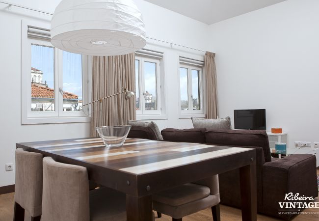  à Porto - Appartement Mezzanine (4 Adultes - 1 lit double/2 lits simples)