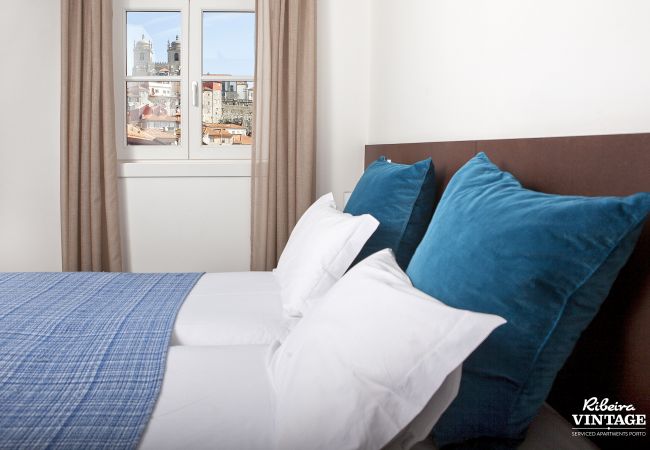 Appartement à Porto - Appartement Duplex (7 Adultes - 1 lit double/5 lits simples) Appartement à Porto - Appartement Duplex (7 Adultes - 1 lit double/5 lits simples)