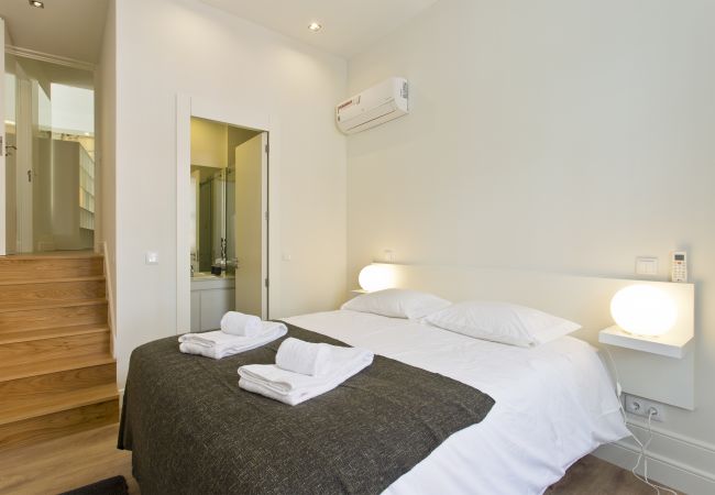 Apartamento em Porto - Apartamento Espaçoso com 1 Suite 1 Quarto e 1 Zona de dormir na Sala Apartamento em Porto - Apartamento Espaçoso com 1 Suite 1 Quarto e 1 Zona de dormir na Sala
