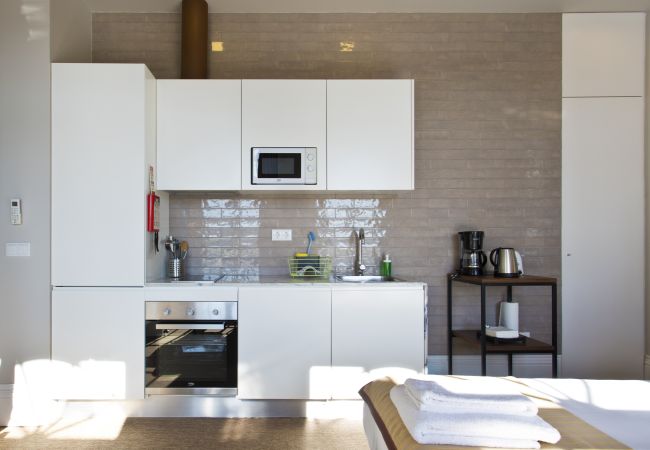 Studio in Porto - SJN Studio with Douro River View Studio in Porto - SJN Studio with Douro River View