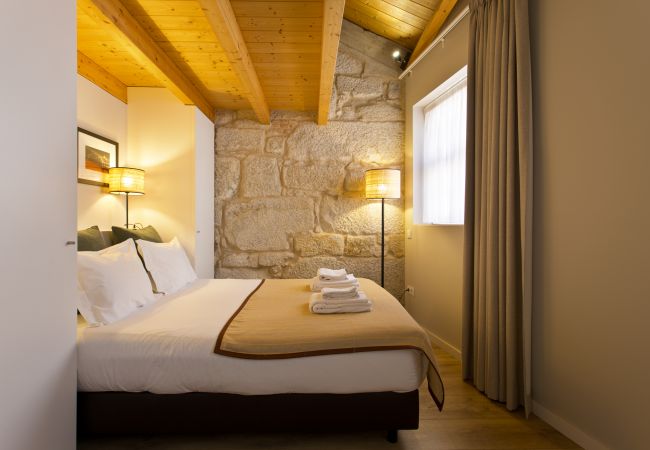 Apartment in Porto - SJN 2 Bedroom Apartment with Mezzanine and Balcony over the Douro Apartment in Porto - SJN 2 Bedroom Apartment with Mezzanine and Balcony over the Douro