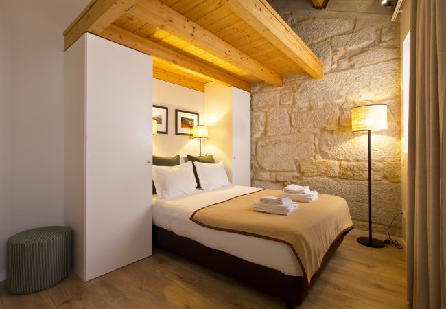 Apartment in Porto - SJN 2 Bedroom Apartment with Mezzanine and Balcony over the Douro Apartment in Porto - SJN 2 Bedroom Apartment with Mezzanine and Balcony over the Douro