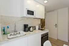 Apartment in Porto - Apartamento com 1 Quarto nos Clérigos com 1 Cama Dupla e 1 Individual