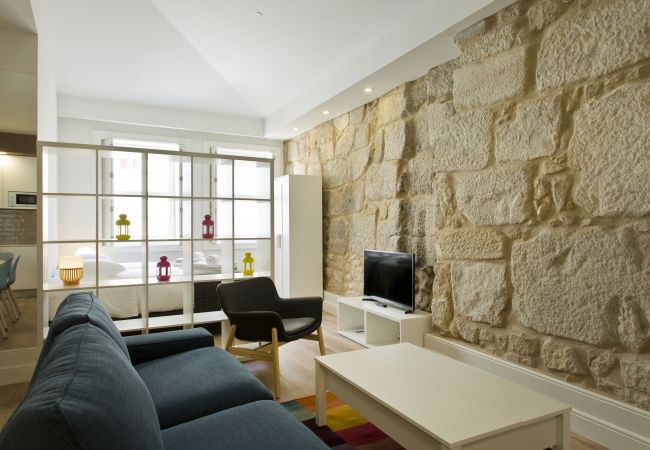 Apartment in Porto - Apartamento Espaçoso com 1 Suite 1 Quarto e 1 Zona de dormir na Sala Apartment in Porto - Apartamento Espaçoso com 1 Suite 1 Quarto e 1 Zona de dormir na Sala