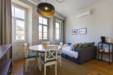 Apartment in Porto - São Bento - one bedroom apartment - double bed + sofa bed