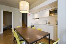 Apartment in Porto - 3 Bedroom Apartment (7 Adults)