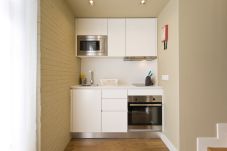 Apartment in Porto - 2 Bedroom Apartment (4 Adults - single beds)
