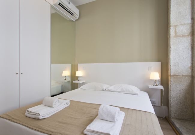 Apartment in Porto - One-Bedroom Apartment with Sofa Bed in Clérigos Apartment in Porto - One-Bedroom Apartment with Sofa Bed in Clérigos