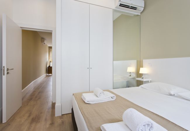 Apartment in Porto - One-Bedroom Apartment with Sofa Bed in Clérigos Apartment in Porto - One-Bedroom Apartment with Sofa Bed in Clérigos