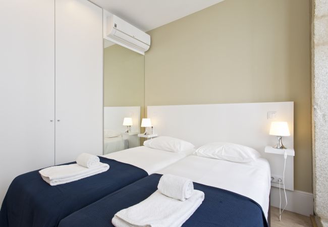 Apartment in Porto - One-Bedroom Apartment with Sofa Bed in Clérigos Apartment in Porto - One-Bedroom Apartment with Sofa Bed in Clérigos