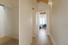 Apartment in Porto - Charming and Spacious Apartment with City View
