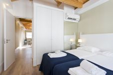 Apartment in Porto - Charming and Spacious Apartment with City View
