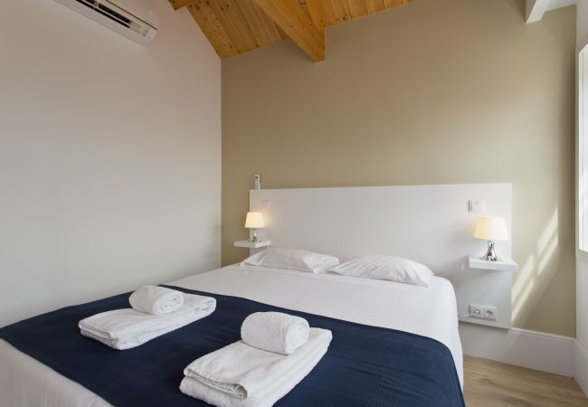 Apartment in Porto - 36 / 5000 Translation results Charming Apartment with View 2 PAX  Apartment in Porto - 36 / 5000 Translation results Charming Apartment with View 2 PAX