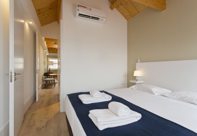 Apartment in Porto - 36 / 5000 Translation results Charming Apartment with View 2 PAX  Apartment in Porto - 36 / 5000 Translation results Charming Apartment with View 2 PAX