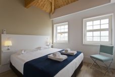 Apartment in Porto - 36 / 5000 Translation results Charming Apartment with View 2 PAX 
